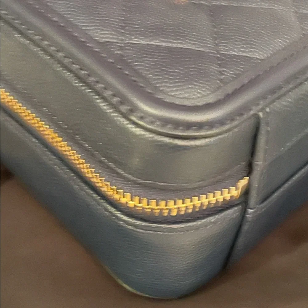Chanel Caviar CC Filigree Vanity Case - Picture 8 of 11
